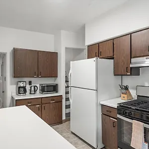  Homestay Oakland/university @g Modern And Bright Private Bedroom With Shared Bathroom United States